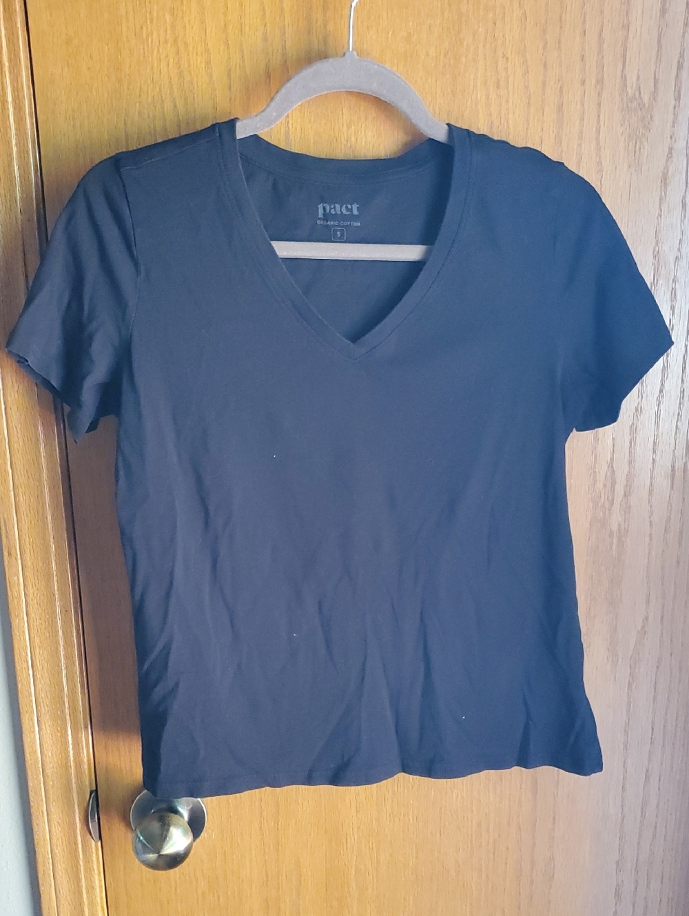 Pact Organic Cotton Short-Sleeve V-Neck Tee